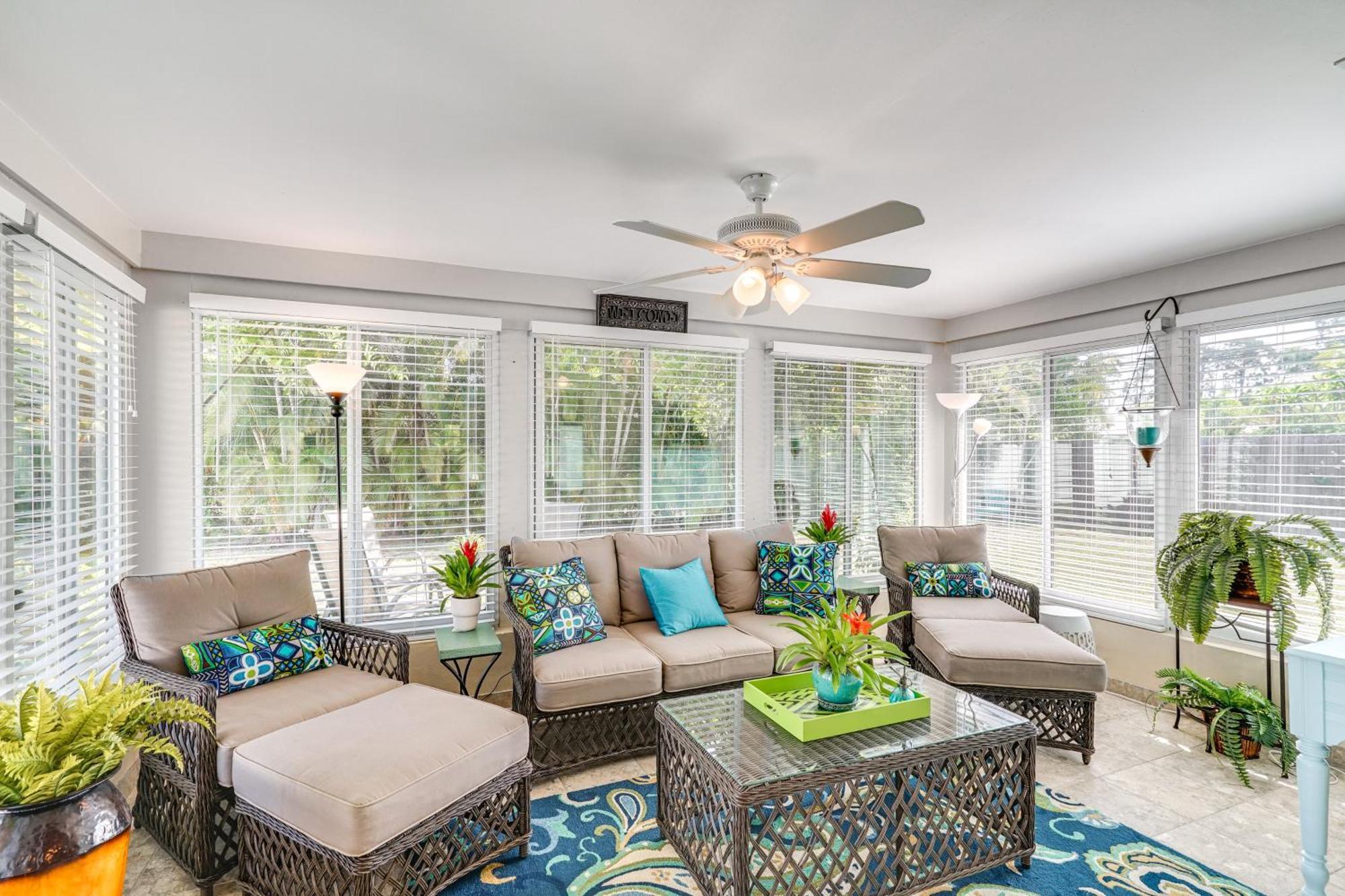Fort Myers Bungalow - 12 Miles To The Beach! Exterior photo